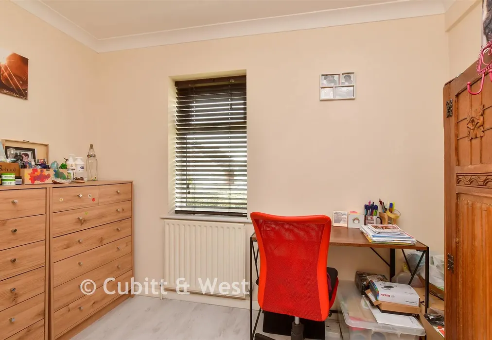 Bedroom 3 - Downsview Avenue, Woodingdean, Brighton, East Sussex - Wards of Kent