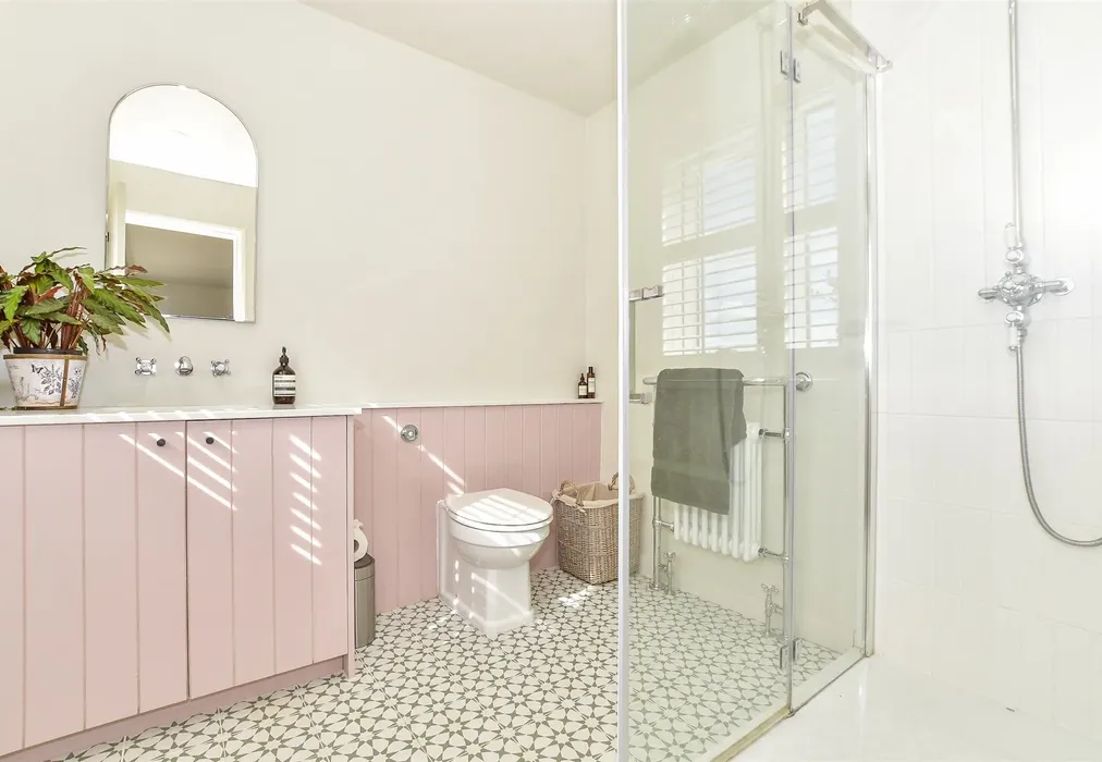 En-Suite Shower Room - Forson Close, Tenterden, Kent - Wards of Kent