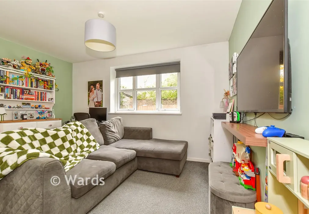 Lounge/ Diner - Springwell Road, Tonbridge, Kent - Wards of Kent