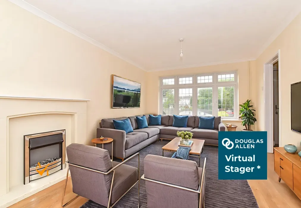 Lounge (Modern style) - Abbs Cross Gardens, Hornchurch, Essex - Wards of Kent