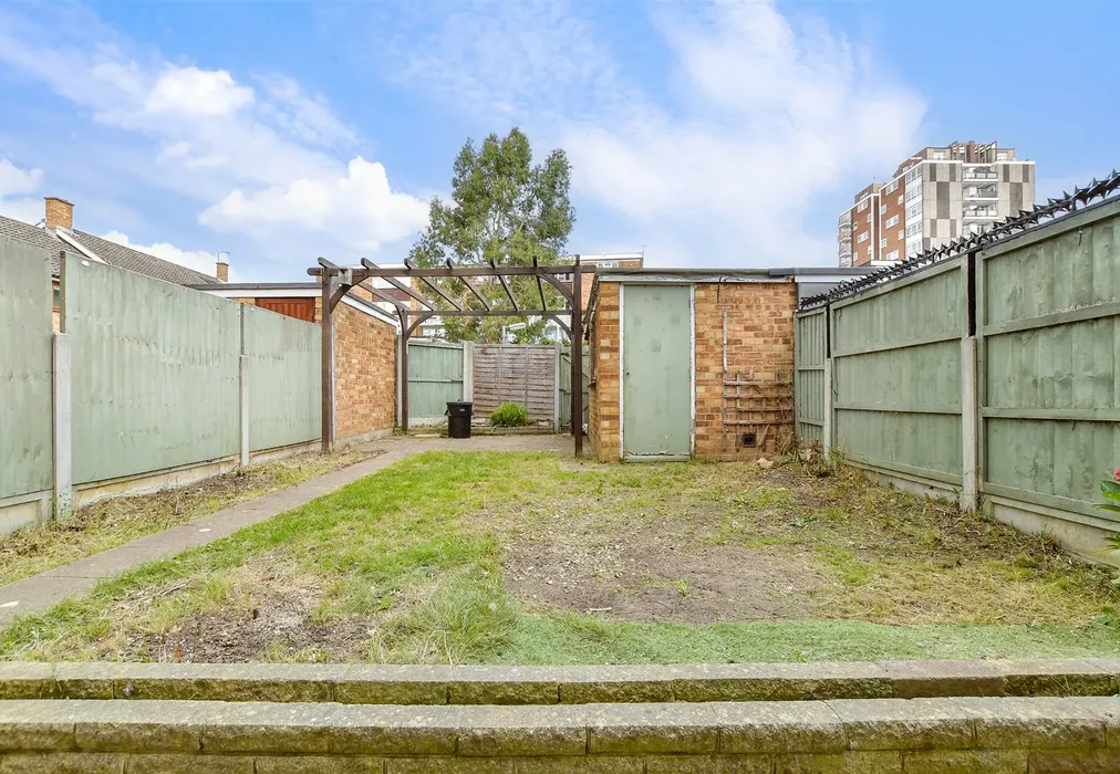 Rear Garden - Abbs Cross Gardens, Hornchurch, Essex - Wards of Kent