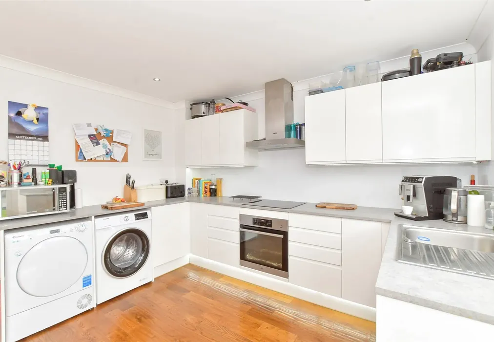 Kitchen/Diner - Pryors Green, Bognor Regis, West Sussex - Wards of Kent