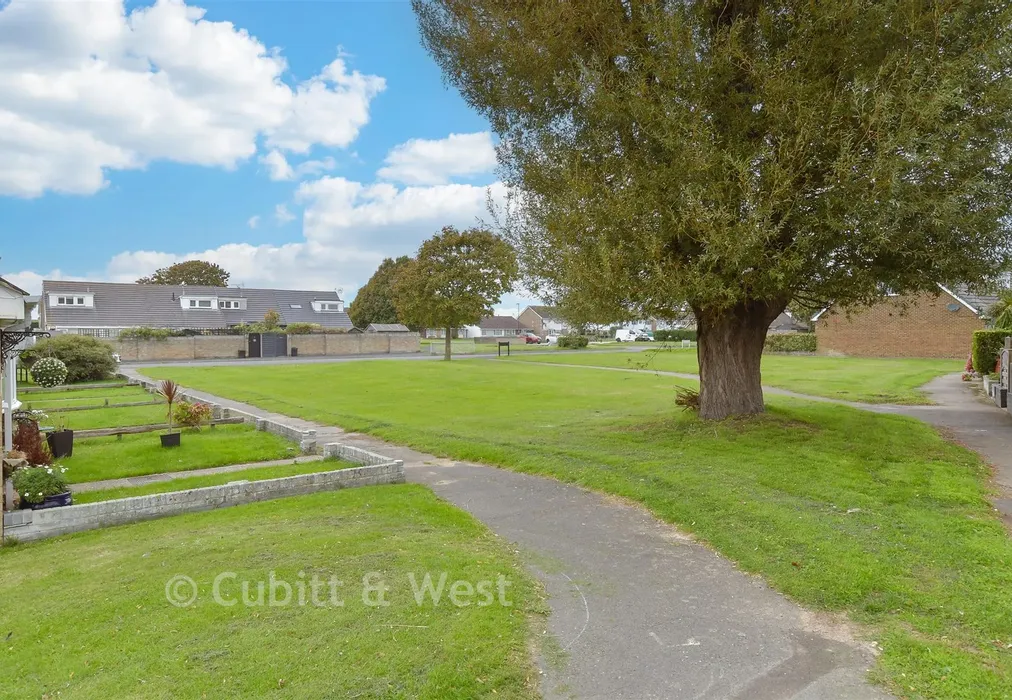 Street View - Pryors Green, Bognor Regis, West Sussex - Wards of Kent