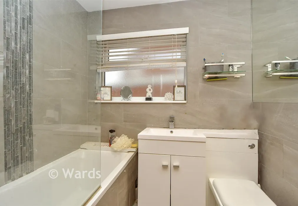 Bathroom - Downsview, Chatham, Kent - Wards of Kent