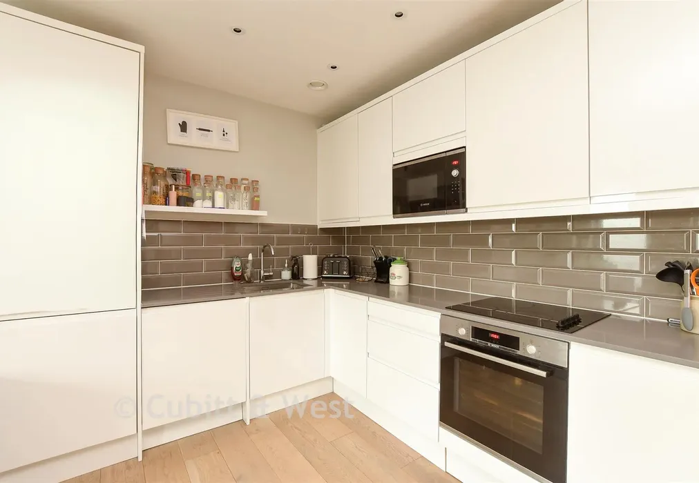 Kitchen - High Street, Dorking, Surrey - Wards of Kent