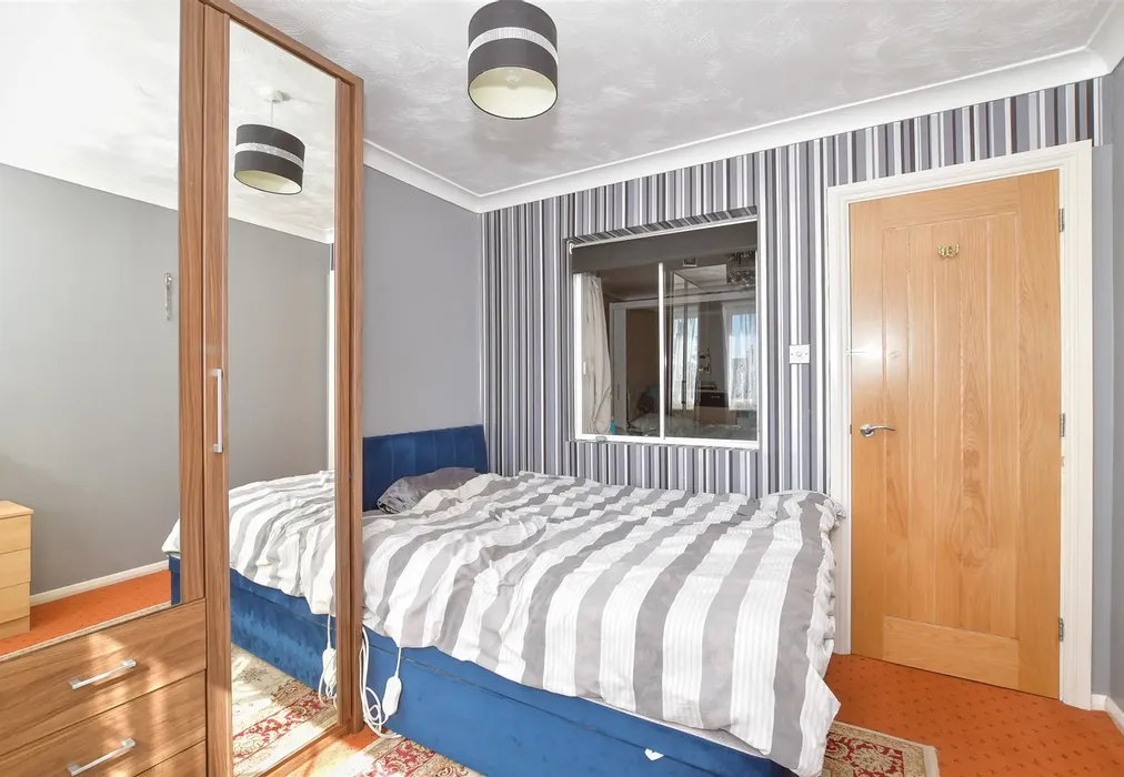 Bedroom 3 - Wellington Gardens, Chichester, West Sussex - Wards of Kent
