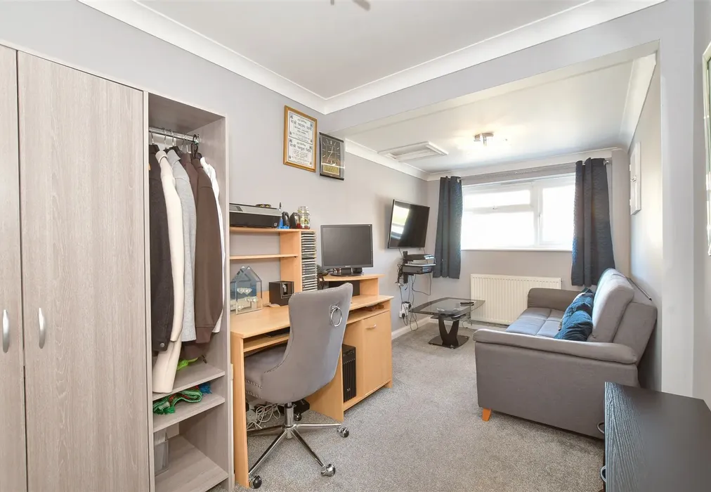 Study - Wellington Gardens, Chichester, West Sussex - Wards of Kent