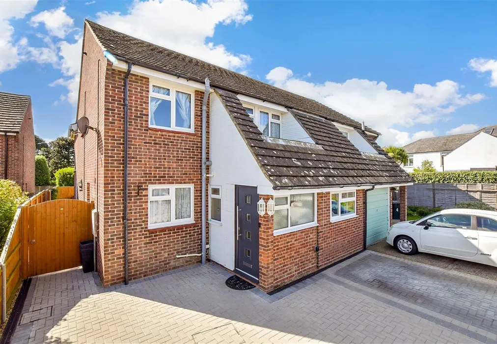 Front WEB - Wellington Gardens, Chichester, West Sussex - Wards of Kent