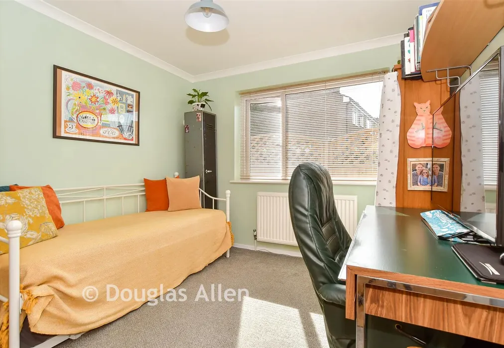 Bedroom 2 - Dukes Farm Road, Billericay, Essex - Wards of Kent