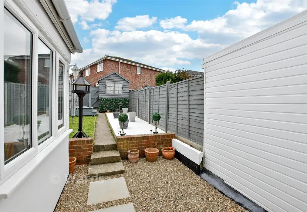 Rear Garden - Cross Road, Walmer, Deal, Kent - Wards of Kent