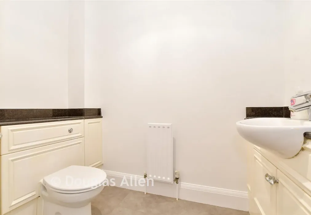 Cloakroom - Teazle Meade, Thornwood, Epping, Essex - Wards of Kent