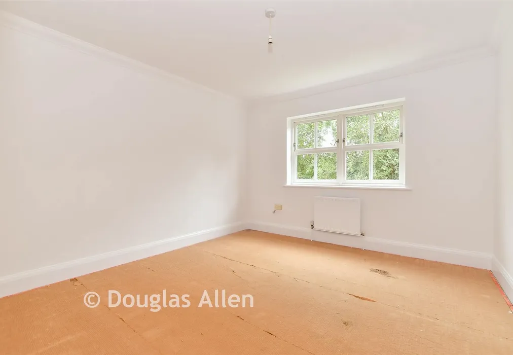 Bedroom 5 - Teazle Meade, Thornwood, Epping, Essex - Wards of Kent