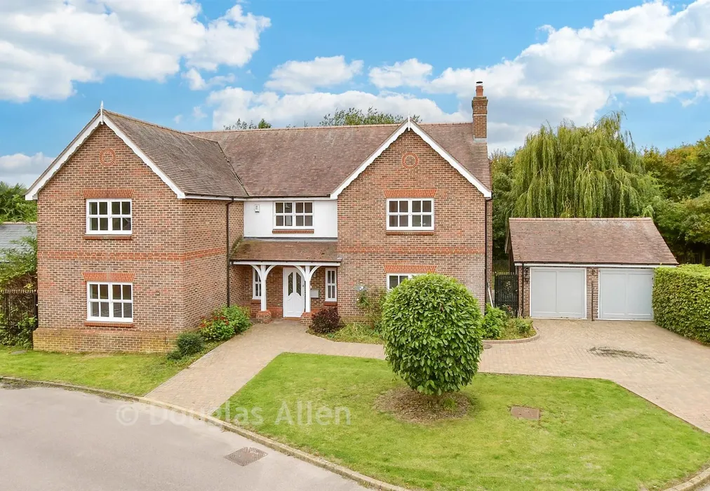 External (Web) - Teazle Meade, Thornwood, Epping, Essex - Wards of Kent