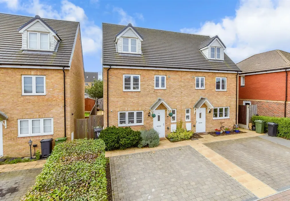 Front Elevation (Web) - St. Lawrence Crescent, Coxheath, Maidstone, Kent - Wards of Kent