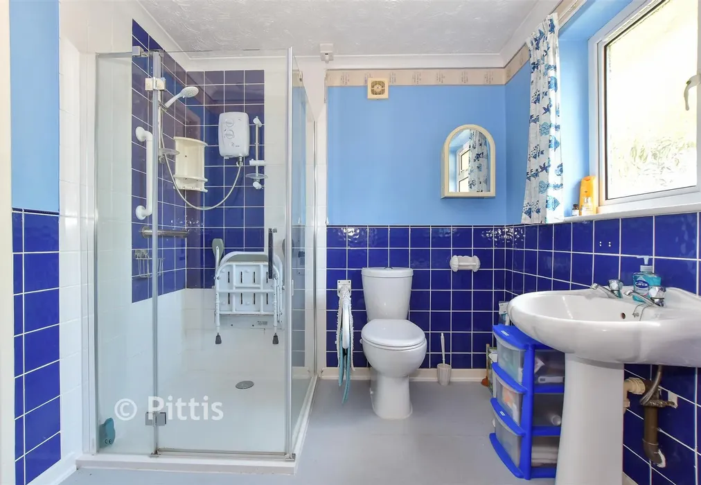 Shower Room - Thornton Manor Drive, Ryde, Isle of Wight - Wards of Kent