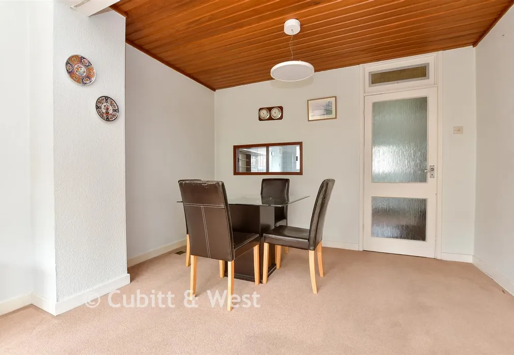 Lounge/Dining Room - Rose Bushes, Epsom Downs, Surrey - Wards of Kent