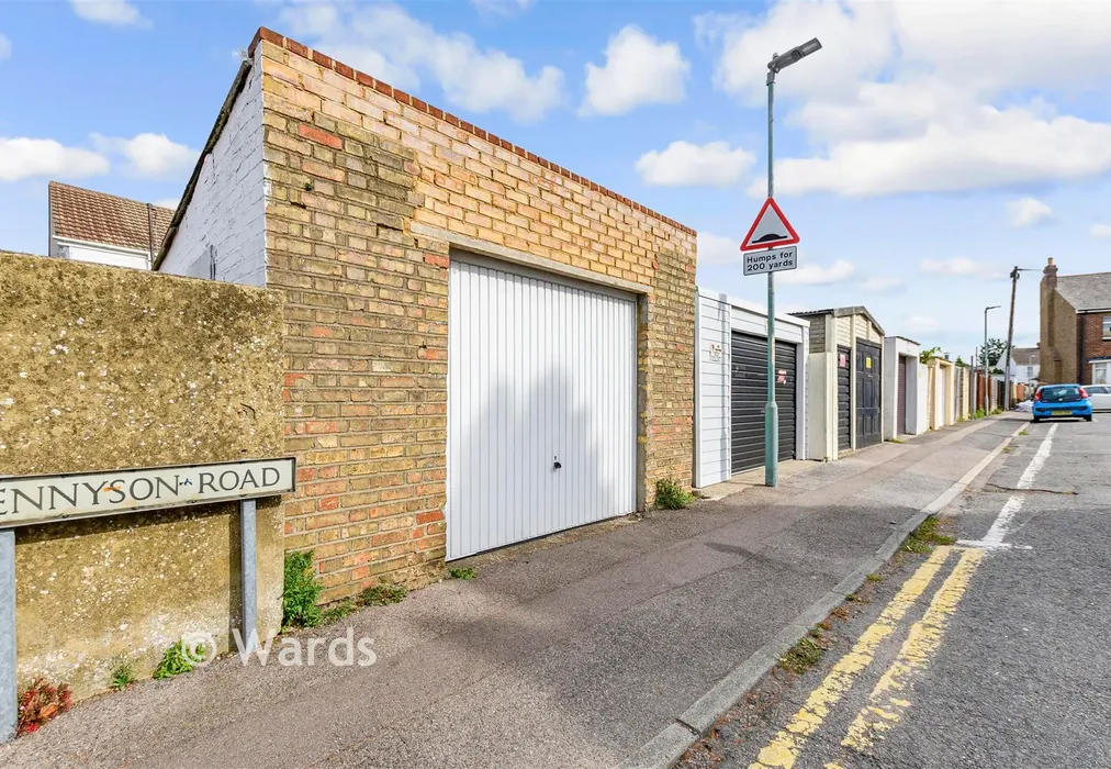 Garage - Byron Road, Gillingham, Kent - Wards of Kent