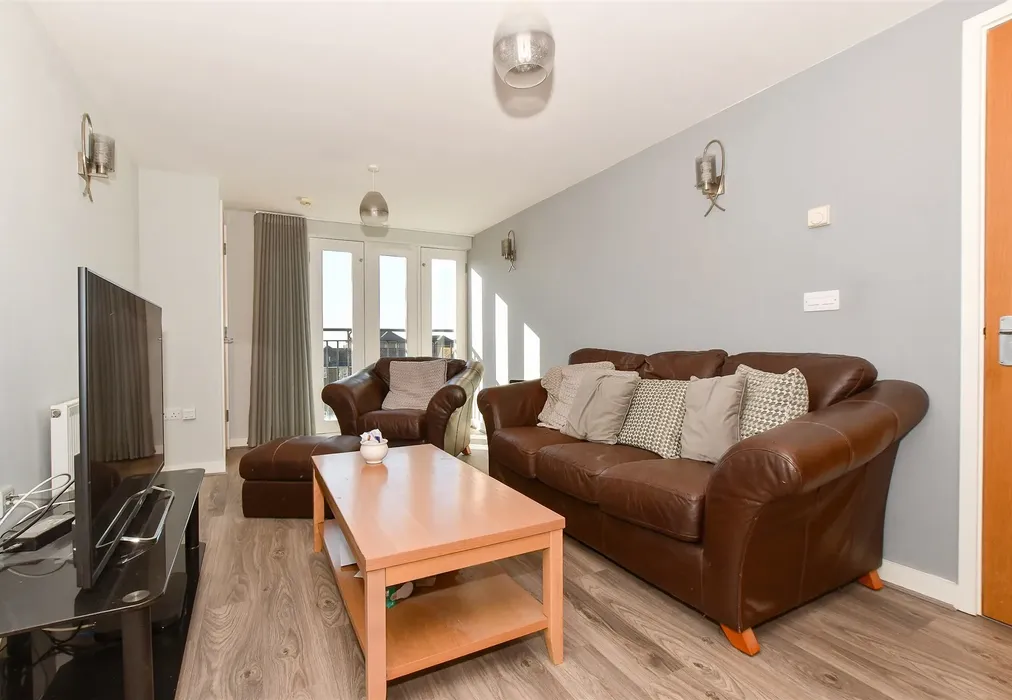 Lounge /Dining Area - High Street, Ventnor, Isle of Wight - Wards of Kent