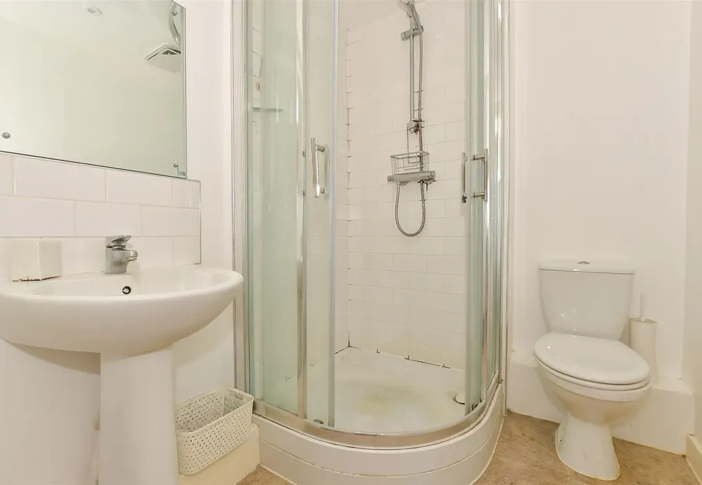 En-Suite Shower Room - High Street, Ventnor, Isle of Wight - Wards of Kent