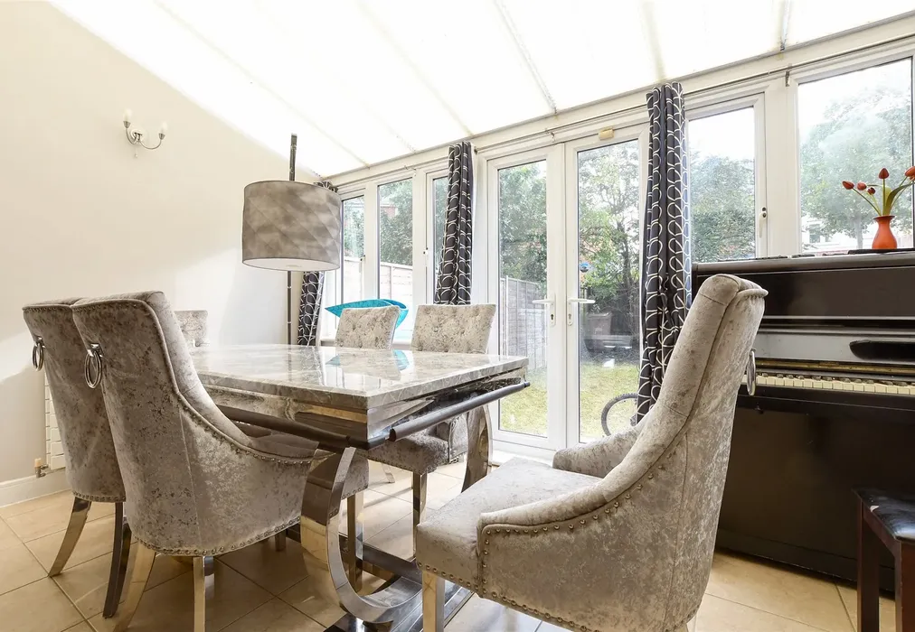 Dining Area - Parritt Road, Redhill, Surrey - Wards of Kent