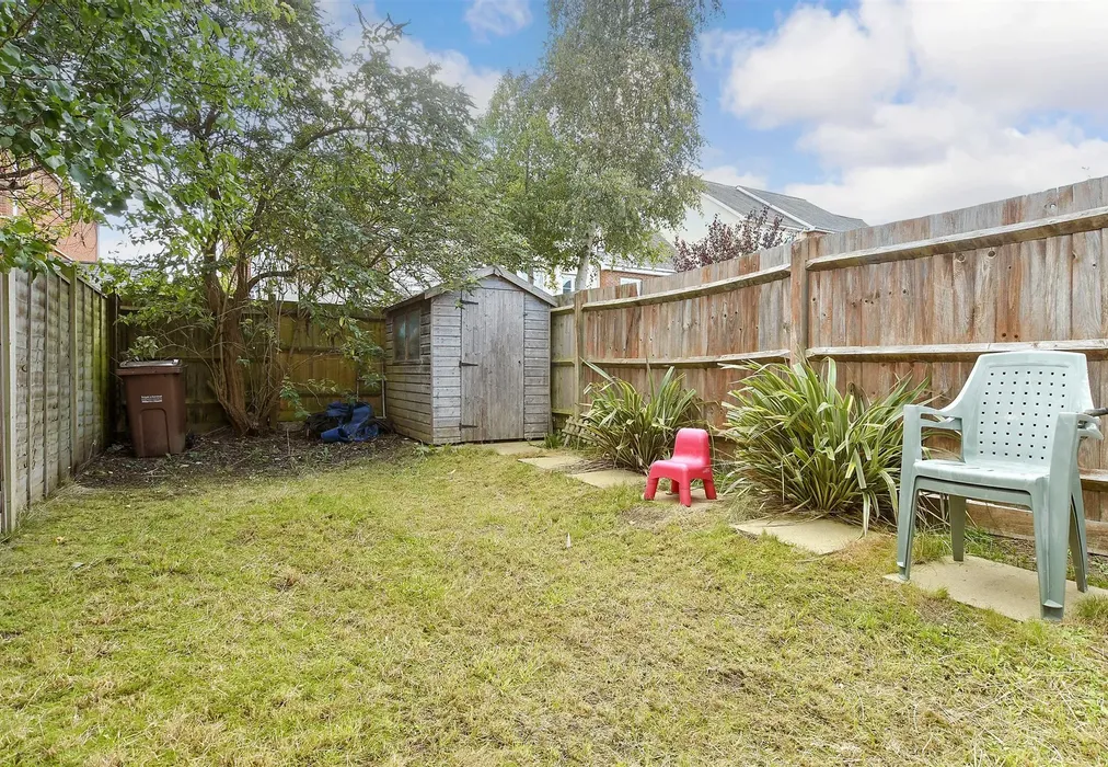 Rear Garden - Parritt Road, Redhill, Surrey - Wards of Kent