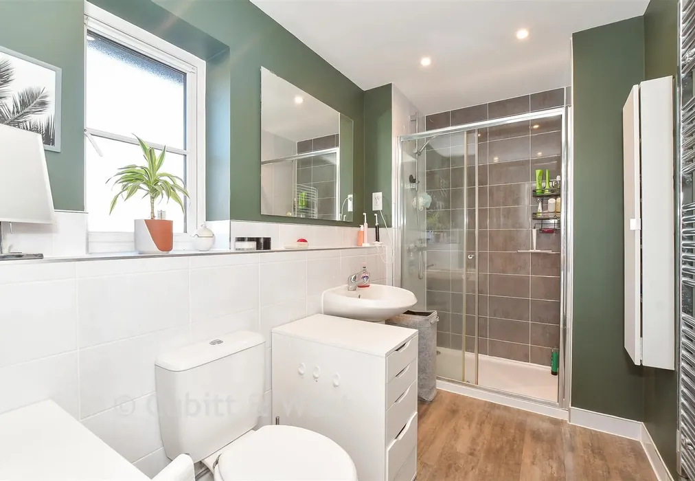 En-Suite Shower Room - Acacia Crescent, Angmering, West Sussex - Wards of Kent
