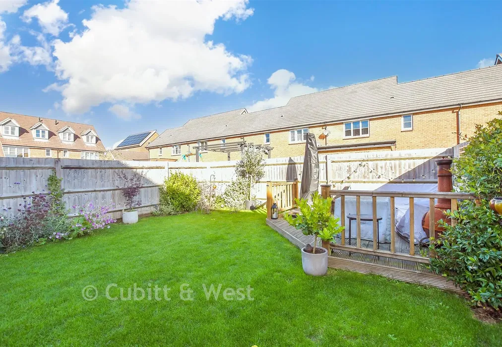 Rear Garden - Acacia Crescent, Angmering, West Sussex - Wards of Kent