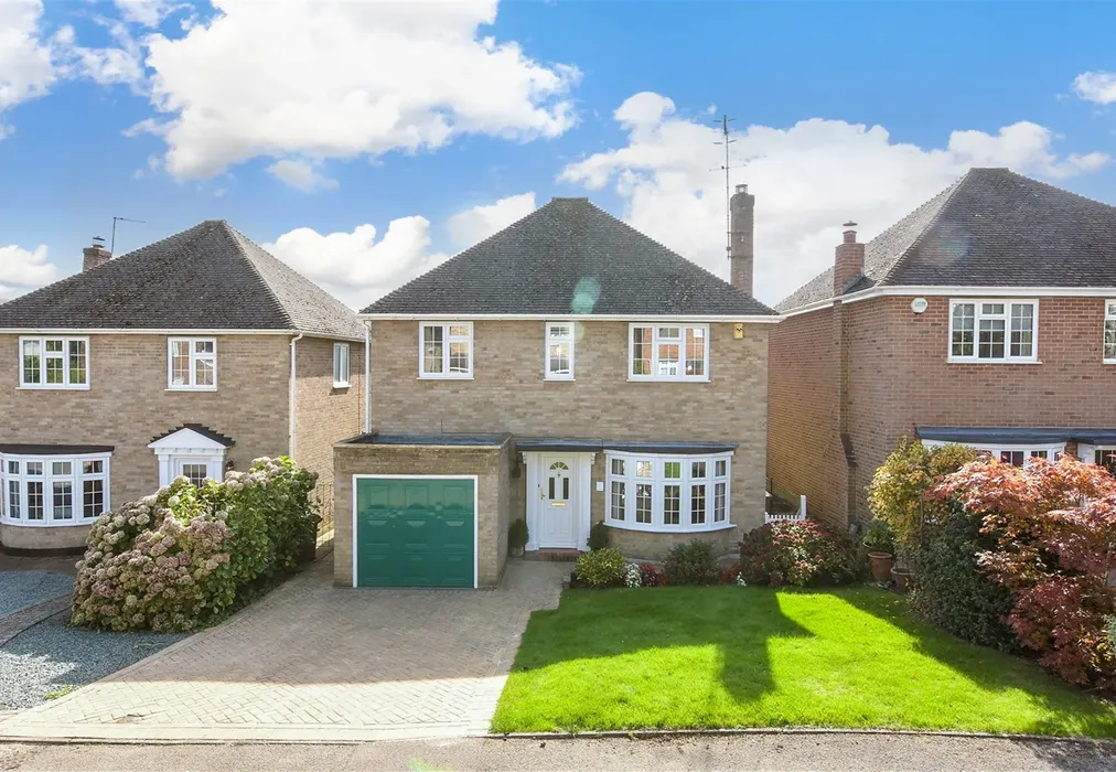 External (Web) - Cronks Hill Close, Redhill, Surrey - Wards of Kent
