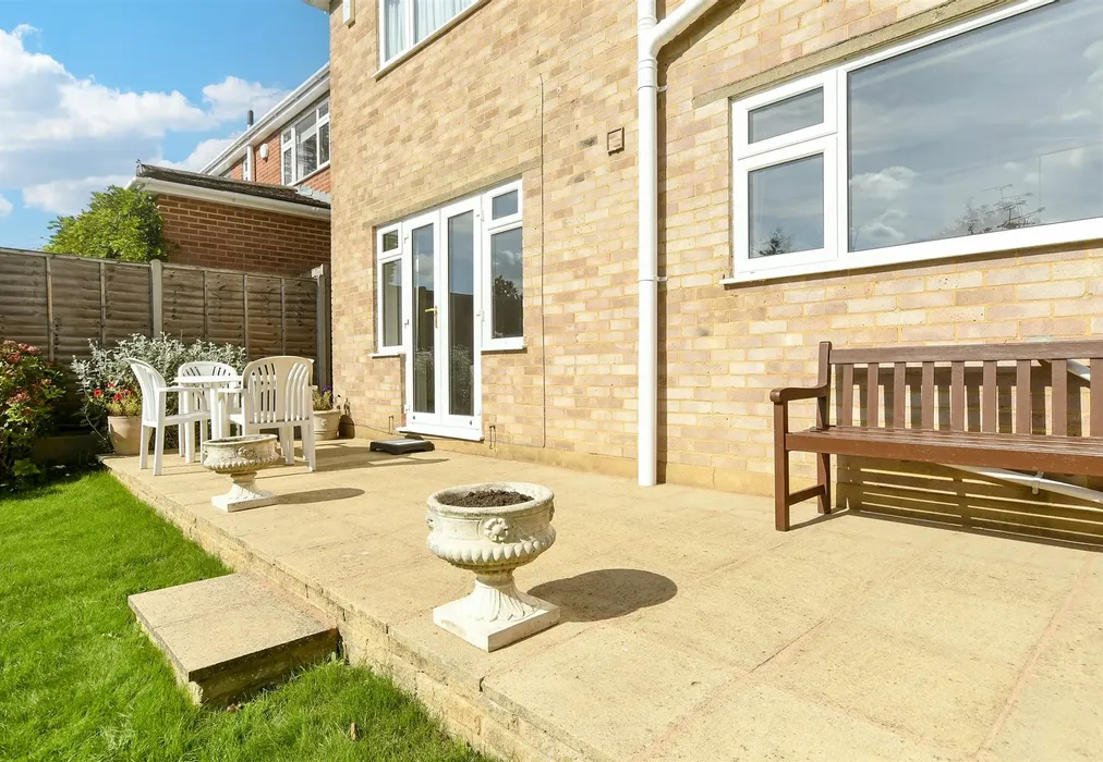 Patio / Decking - Cronks Hill Close, Redhill, Surrey - Wards of Kent