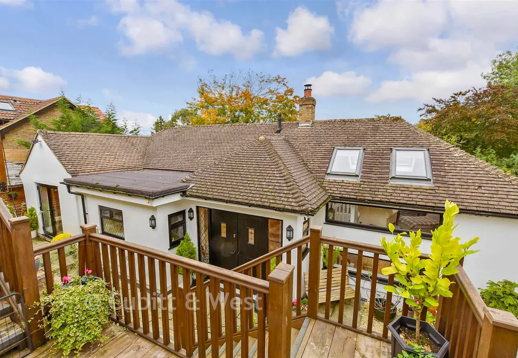 Front Elevation - Abbots Lane, Kenley, Surrey - Wards of Kent