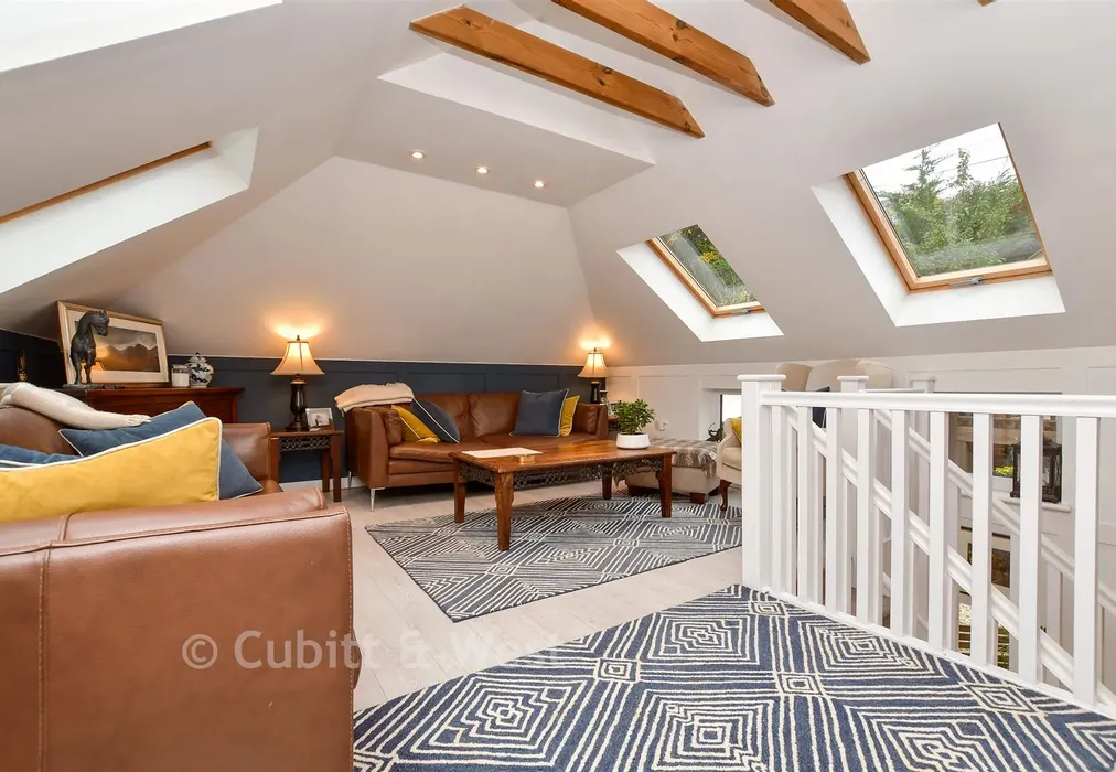 Sitting Area - Abbots Lane, Kenley, Surrey - Wards of Kent