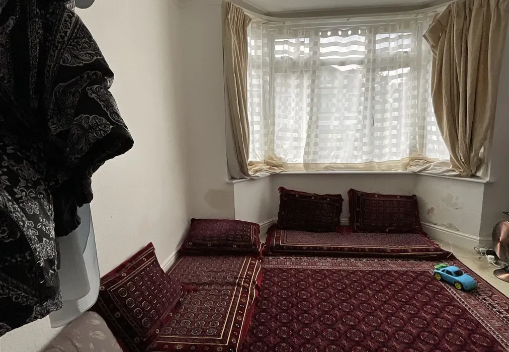 Lounge - Hale End Road, Walthamstow - Wards of Kent