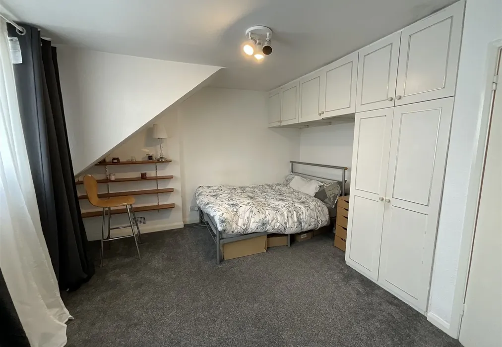 Bedroom - Hale End Road, Walthamstow - Wards of Kent