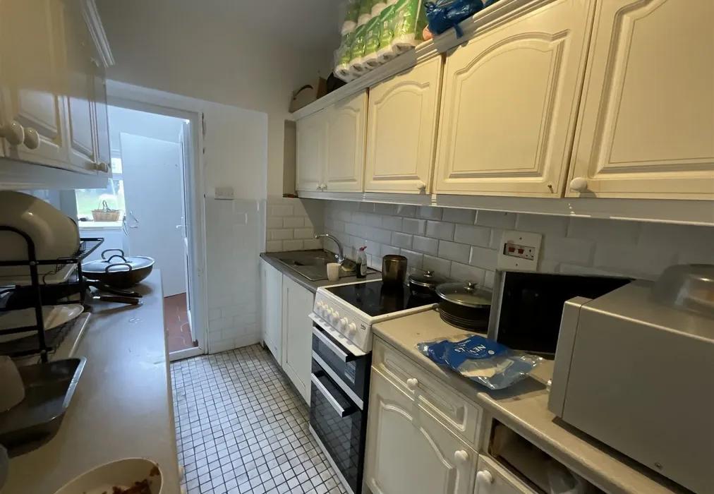 Kitchen - Hale End Road, Walthamstow - Wards of Kent