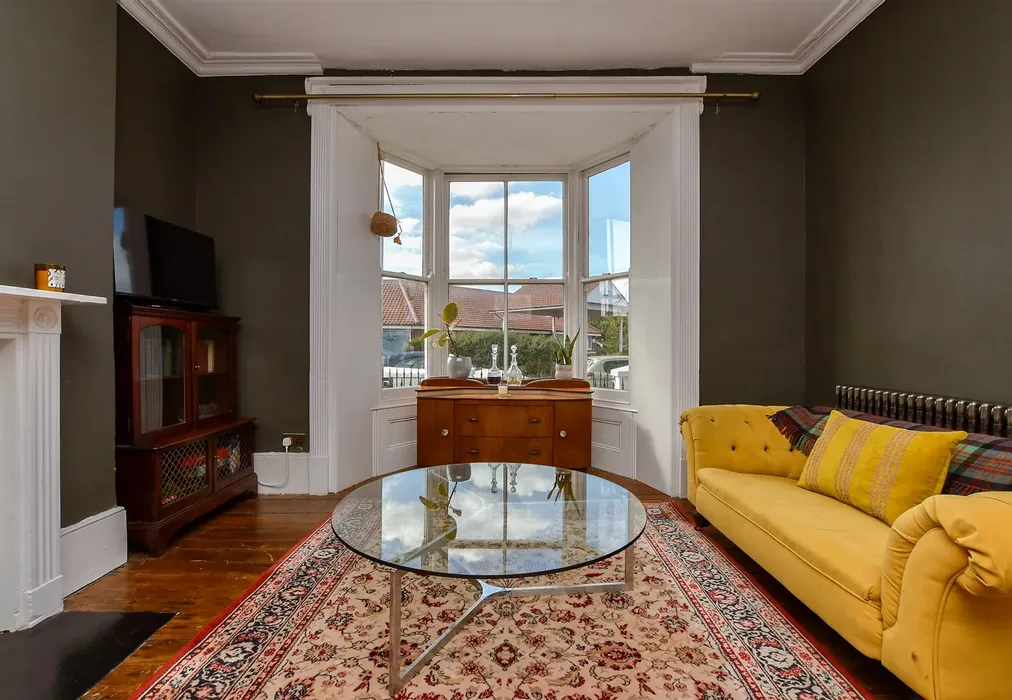 Lounge - Zion Place, Margate, Kent - Wards of Kent