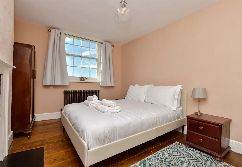 Bedroom 4 - Zion Place, Margate, Kent - Wards of Kent