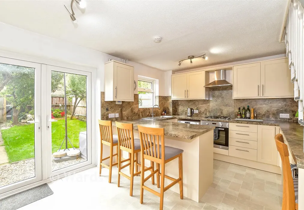 Kitchen/Diner - Knowles Walk, Staplehurst, Tonbridge, Kent - Wards of Kent