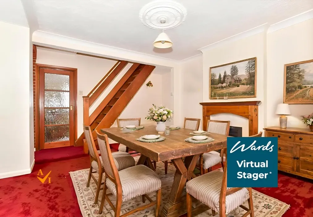 Dining Room (Farmhouse style) - Giddy Horn Lane, Maidstone, Kent - Wards of Kent