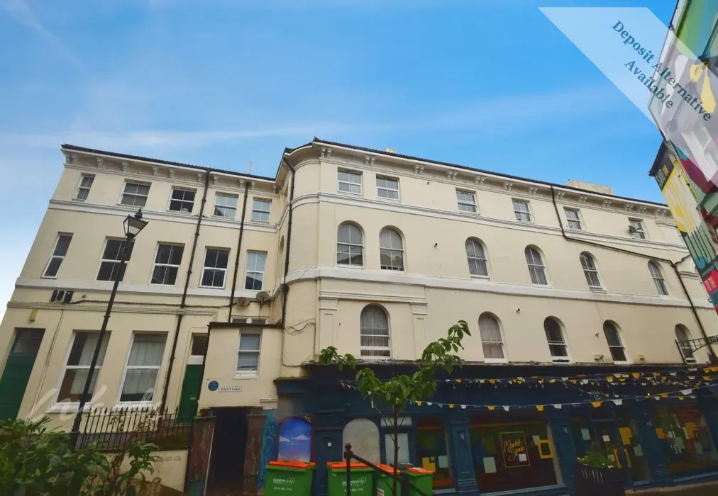 Front Shot - Rendezvous Street Folkestone CT20 - Wards of Kent