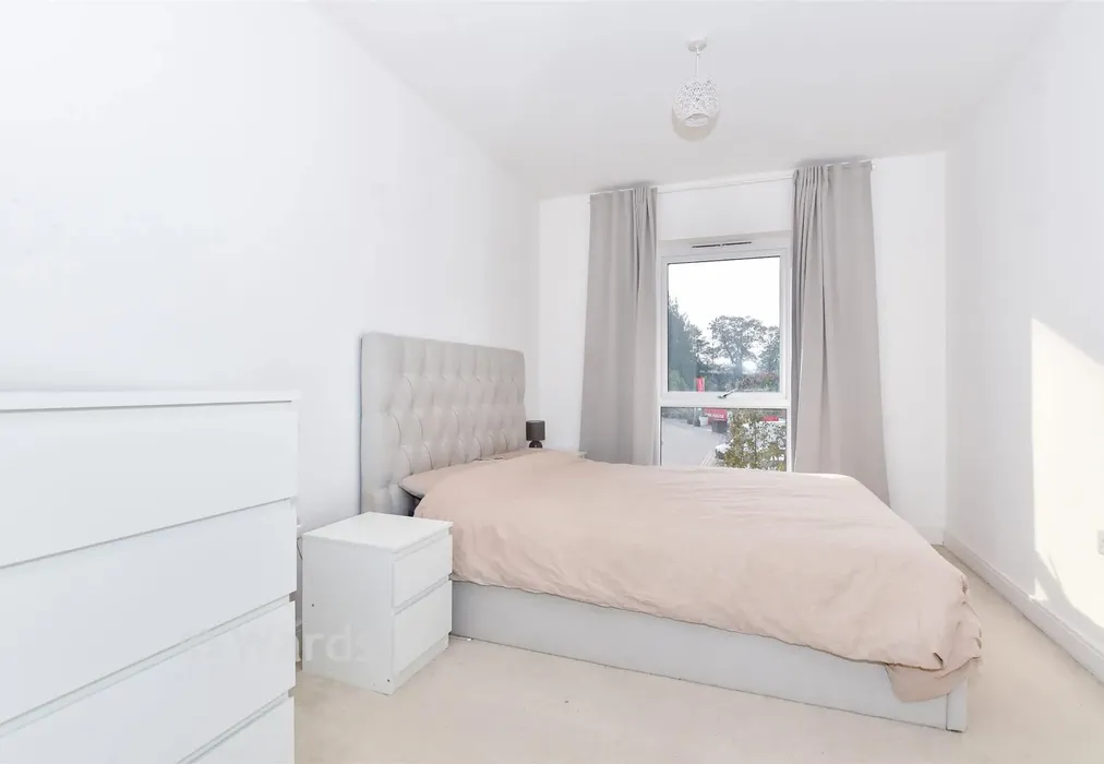 Bedroom - Mill Lane, Maidstone, Kent - Wards of Kent