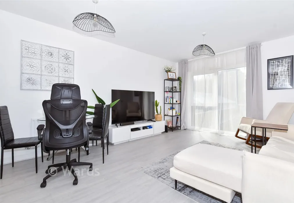 Kitchen/Lounge - Mill Lane, Maidstone, Kent - Wards of Kent
