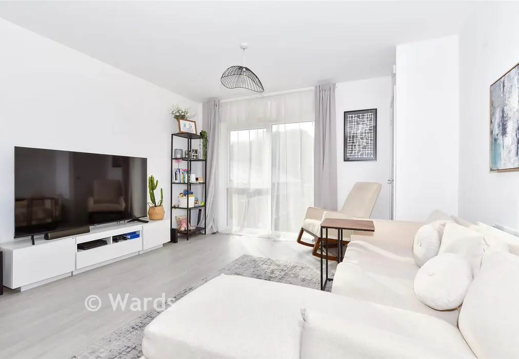 Kitchen/Lounge - Mill Lane, Maidstone, Kent - Wards of Kent
