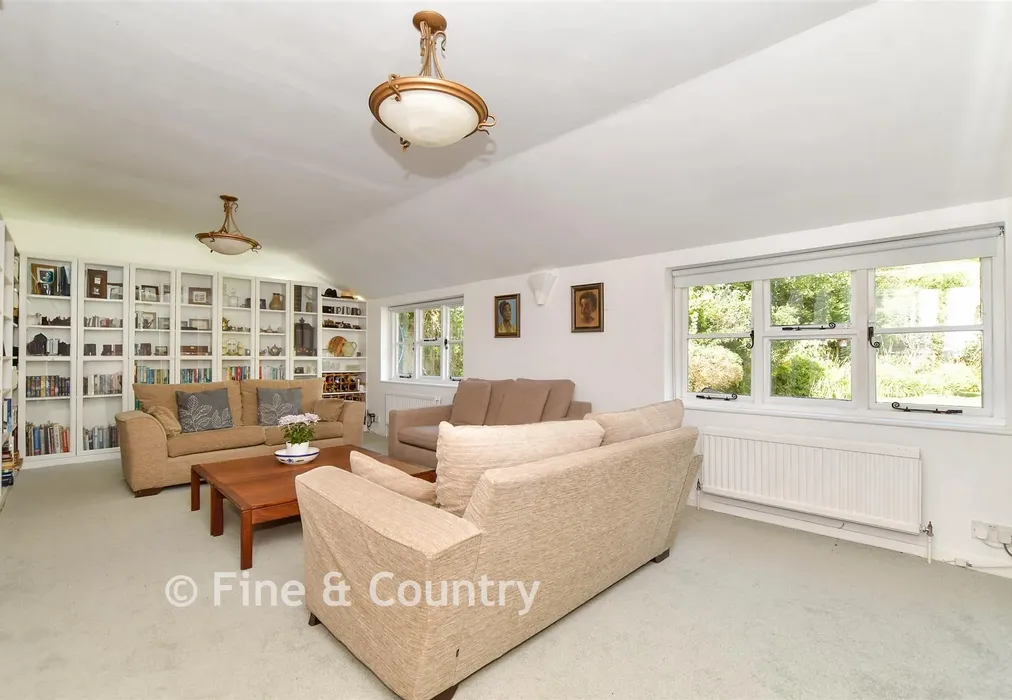 Lounge - Lambourne Road, Chigwell Row, Essex - Wards of Kent