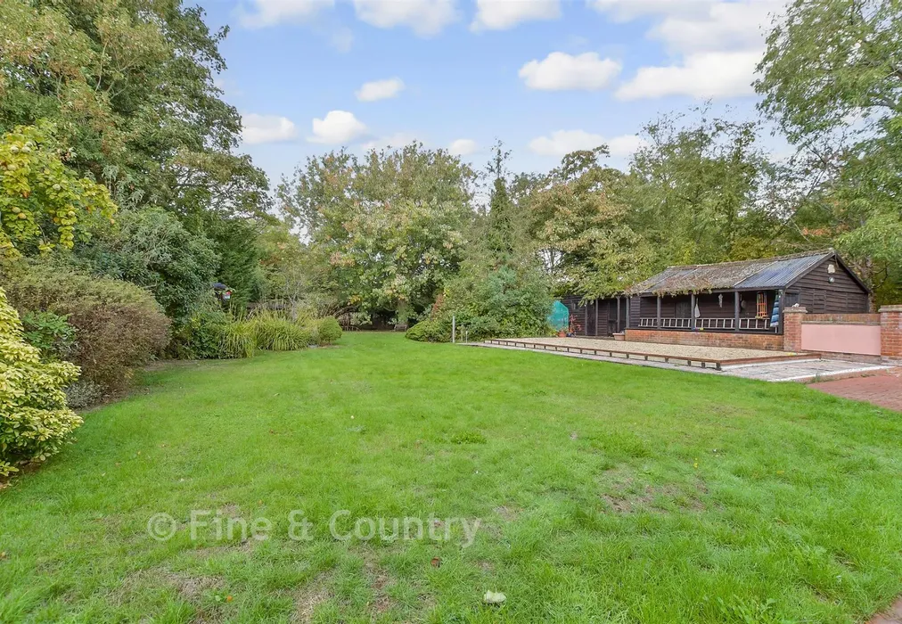 Rear Garden - Lambourne Road, Chigwell Row, Essex - Wards of Kent