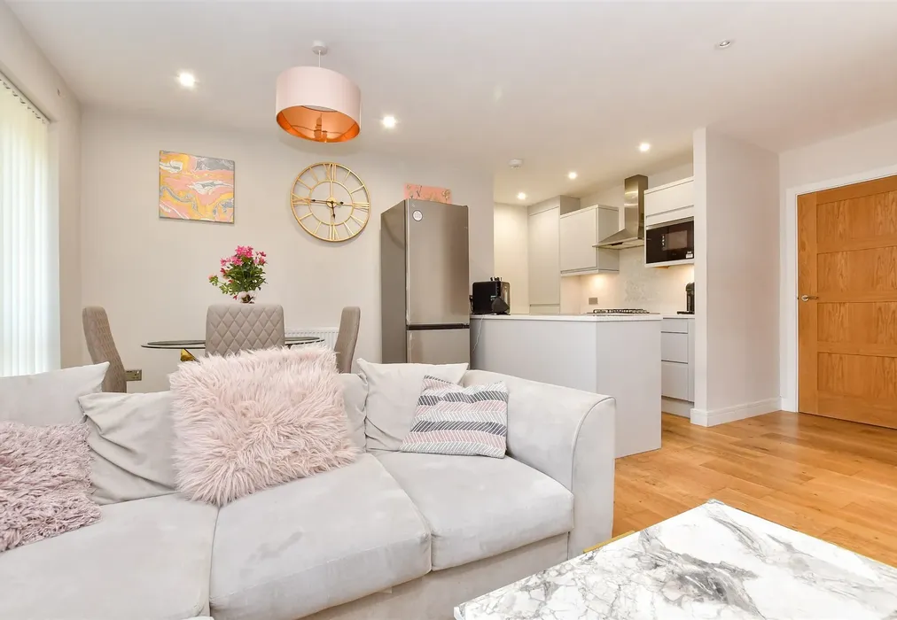 Kitchen / Living Room - Woodcote Grove Road, Coulsdon, Surrey - Wards of Kent