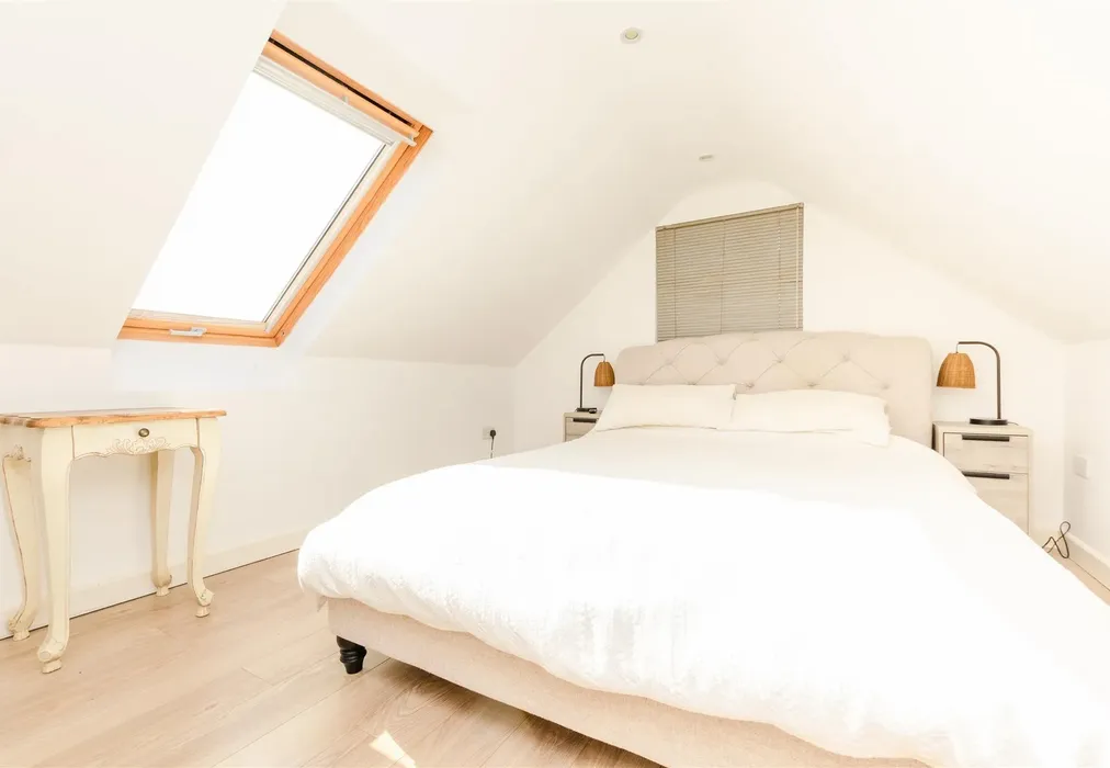 Bedroom 2 - Marling Way, Gravesend, Kent - Wards of Kent