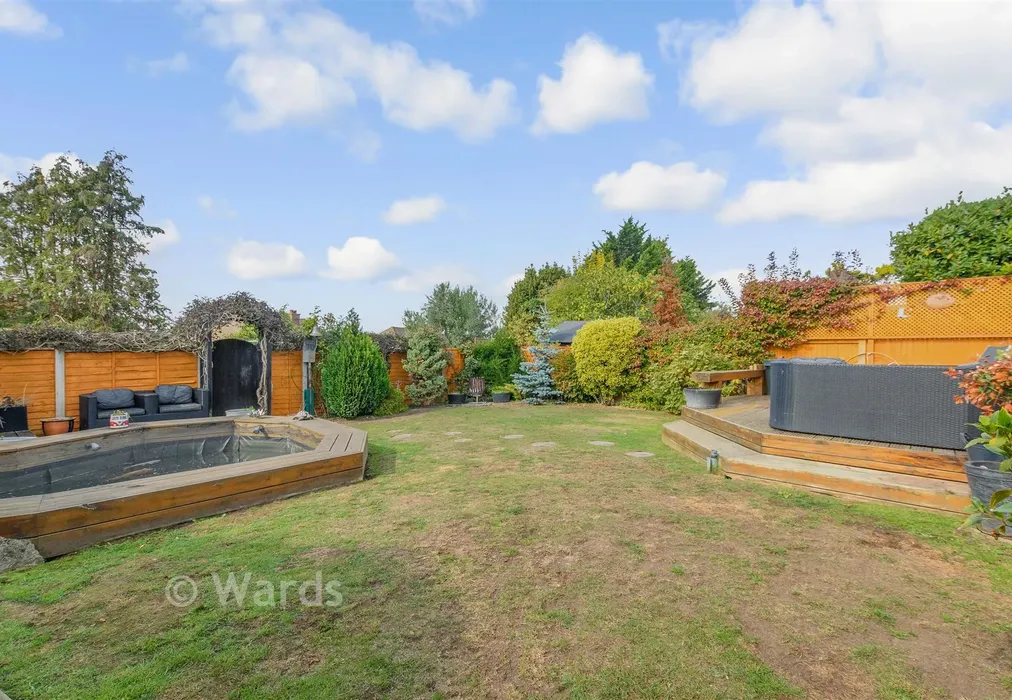 Rear Garden - Marling Way, Gravesend, Kent - Wards of Kent