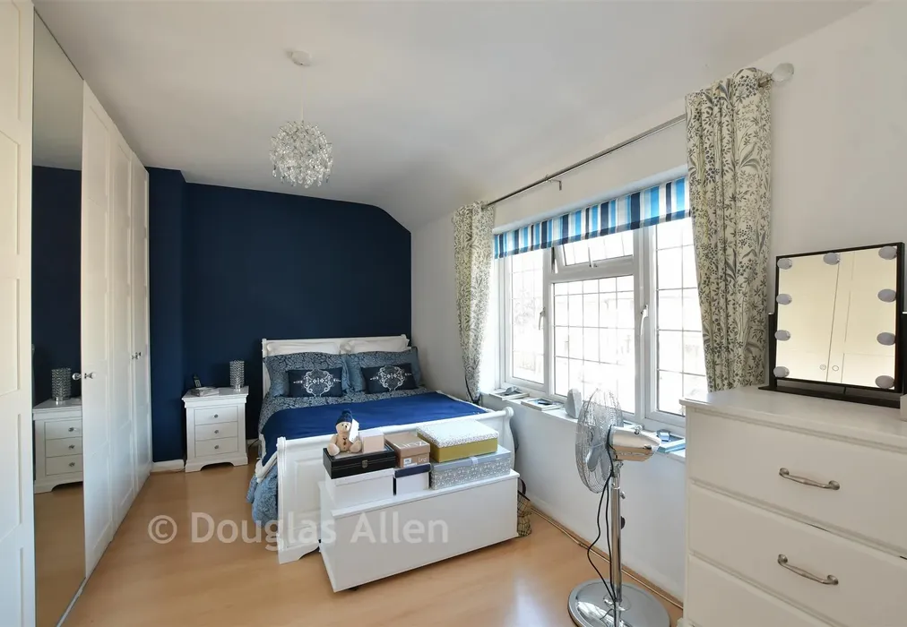 Bedroom 1 - Hunters Square, Dagenham, Essex - Wards of Kent