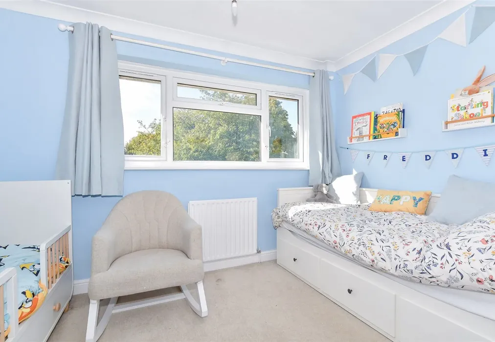 Bedroom 2 - Keats Road, Larkfield, Aylesford, Kent - Wards of Kent