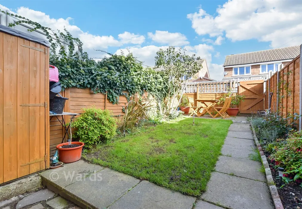 Rear Garden - Keats Road, Larkfield, Aylesford, Kent - Wards of Kent
